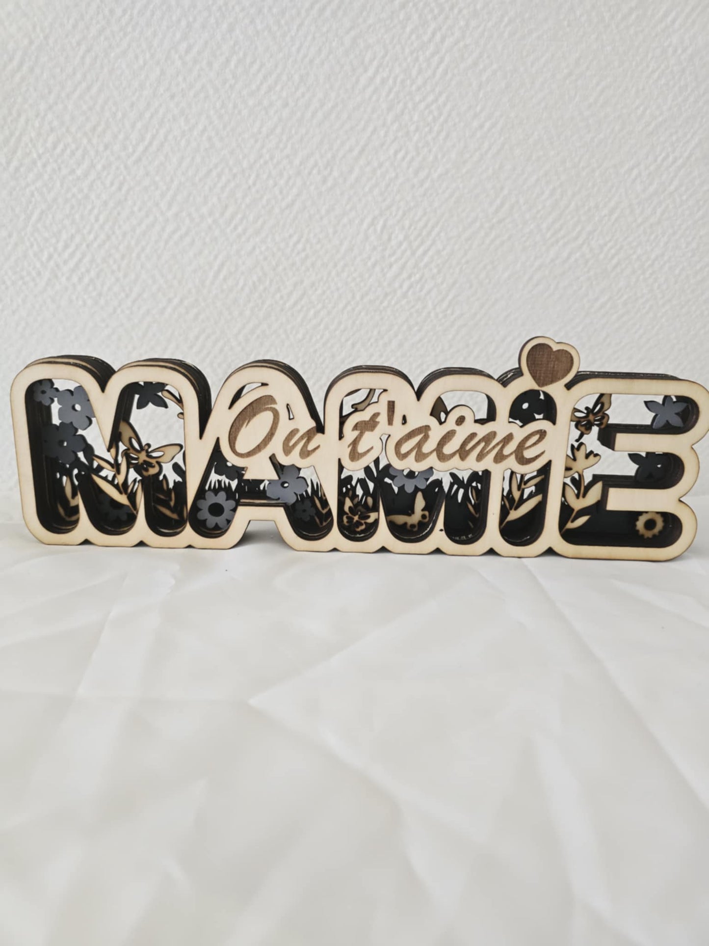 Cadeau personnalisé en bois – Je/On t’aime – Pour Mamie, Maman, Papa ou Papi