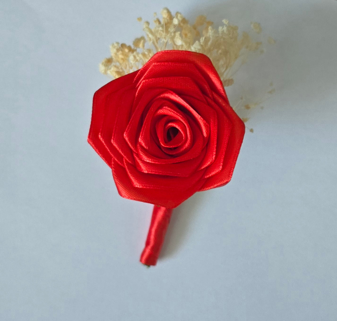 Boutonnière mariage élégante