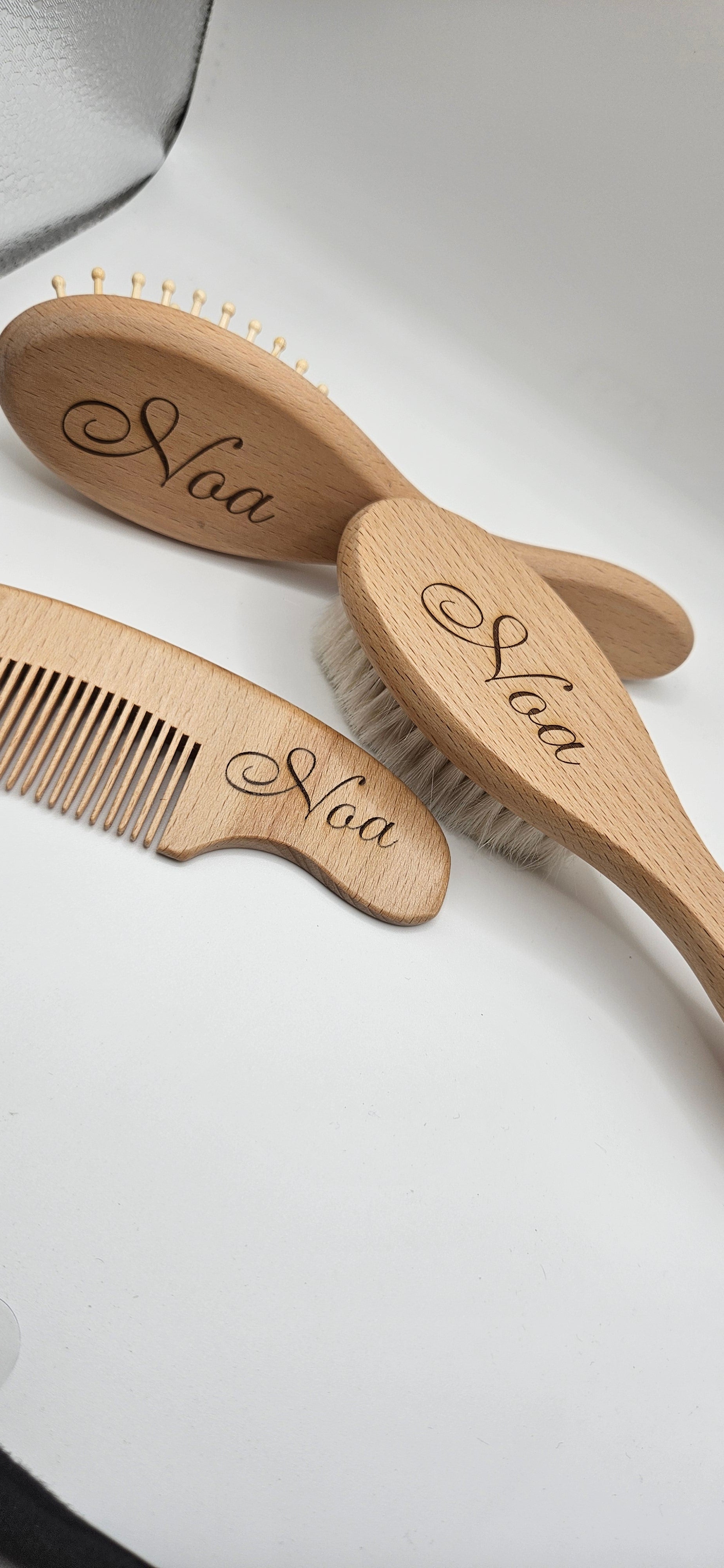 Kit naissance personnalisé à composer – Body, brosses, bavoir et accessoires bébé