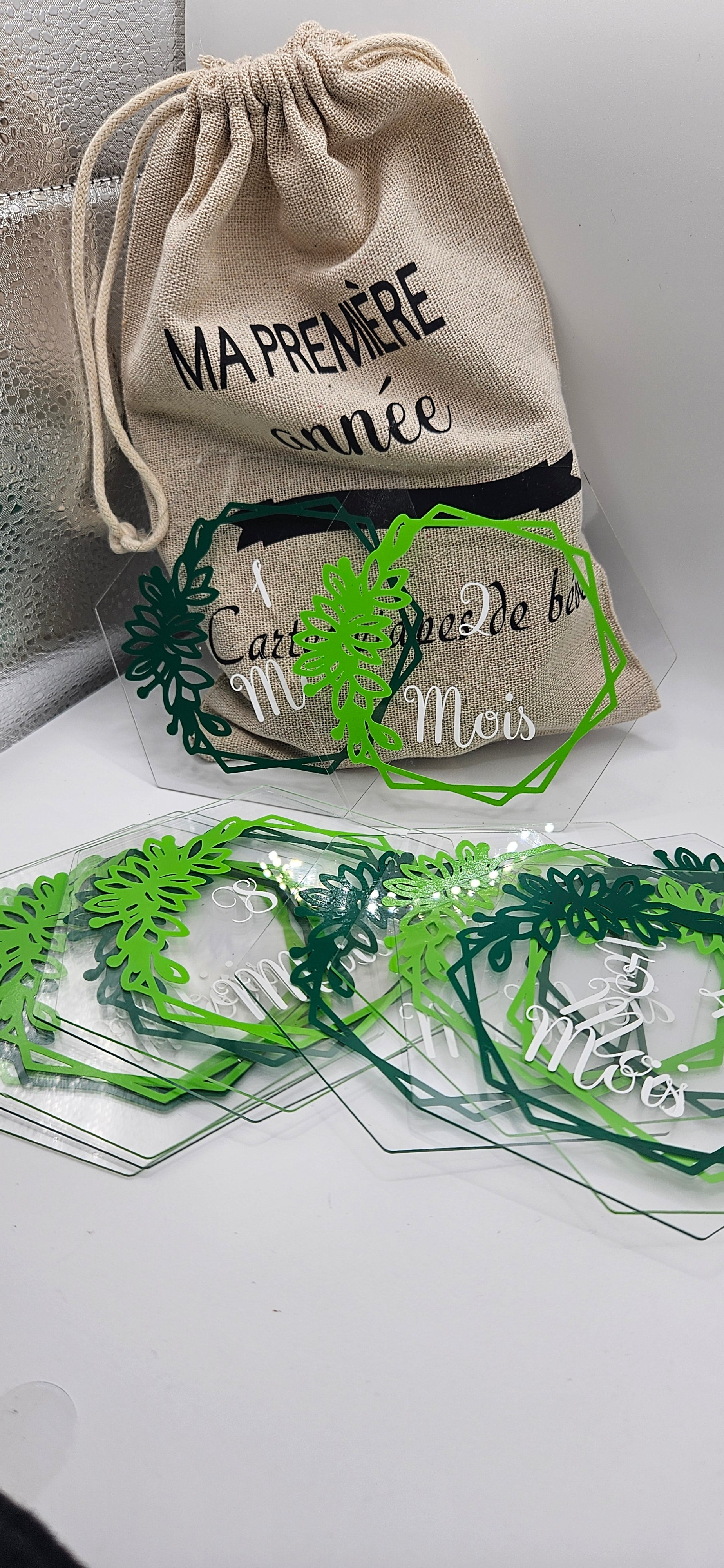 Cartes étapes bébé – Ma première année, bois ou plexiglass personnalisées
