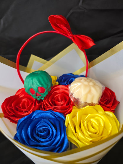 Bouquet princesse en satin – roses artificielles & fondant parfumé artisanal