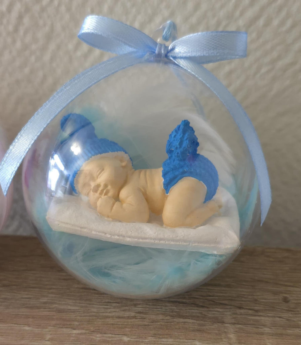 Boule de Noël personnalisée bébé en plâtre – Fille ou Garçon – 8 cm