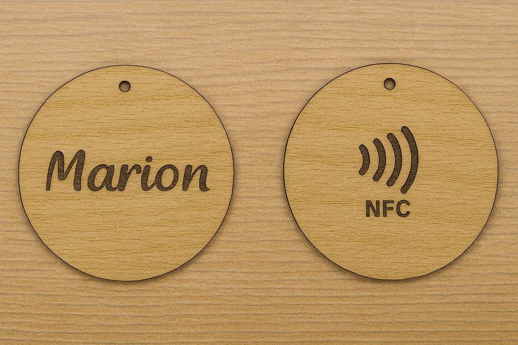 Porte-clé en bois personnalisé NFC – Gravure prénom et design unique