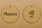 Porte-clé en bois personnalisé NFC – Gravure prénom et design unique