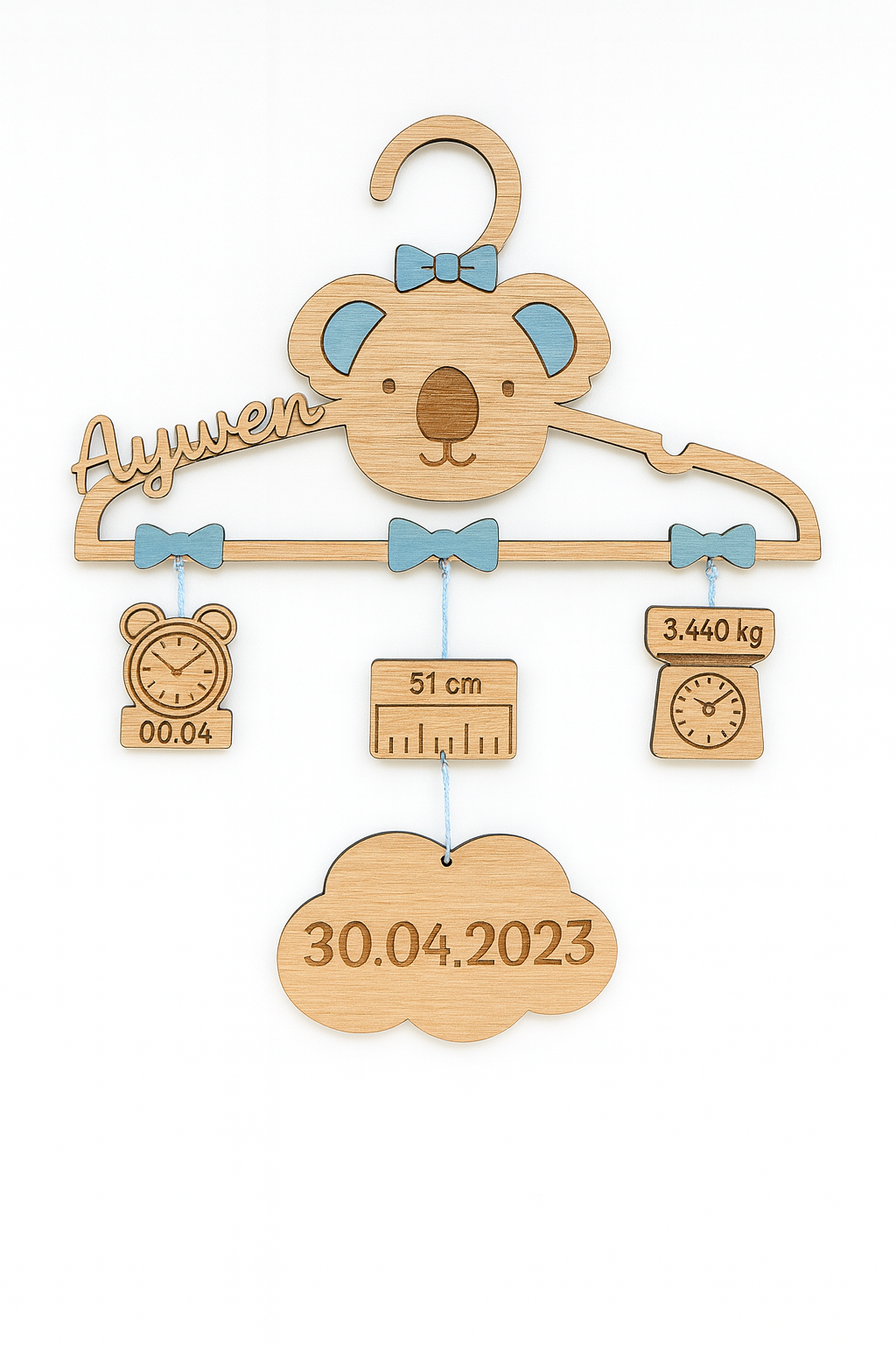Cintre naissance personnalisé en bois