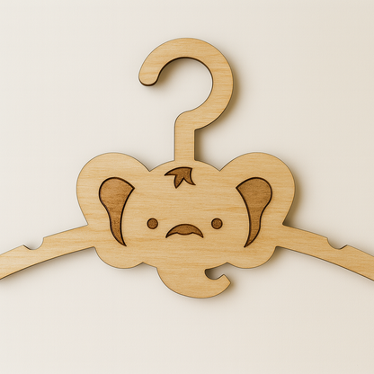 Cintre naissance personnalisé en bois