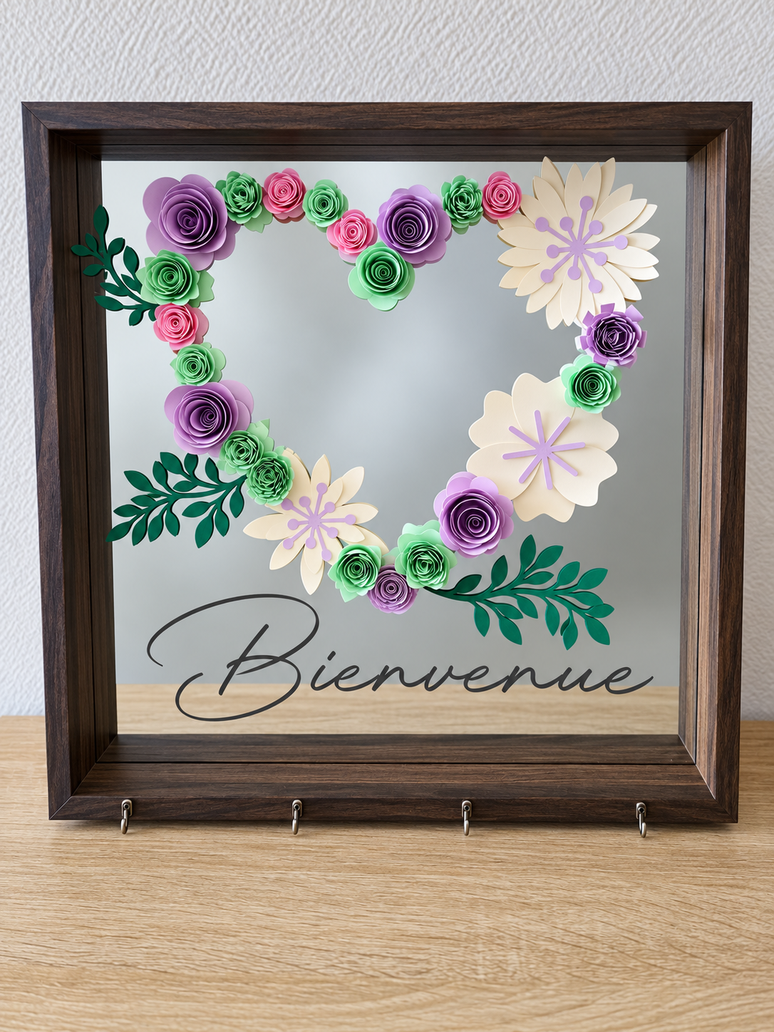 Cadre floral accroche-clés mural 39 x 39 cm avec fleurs personnalisables Ama’Créa