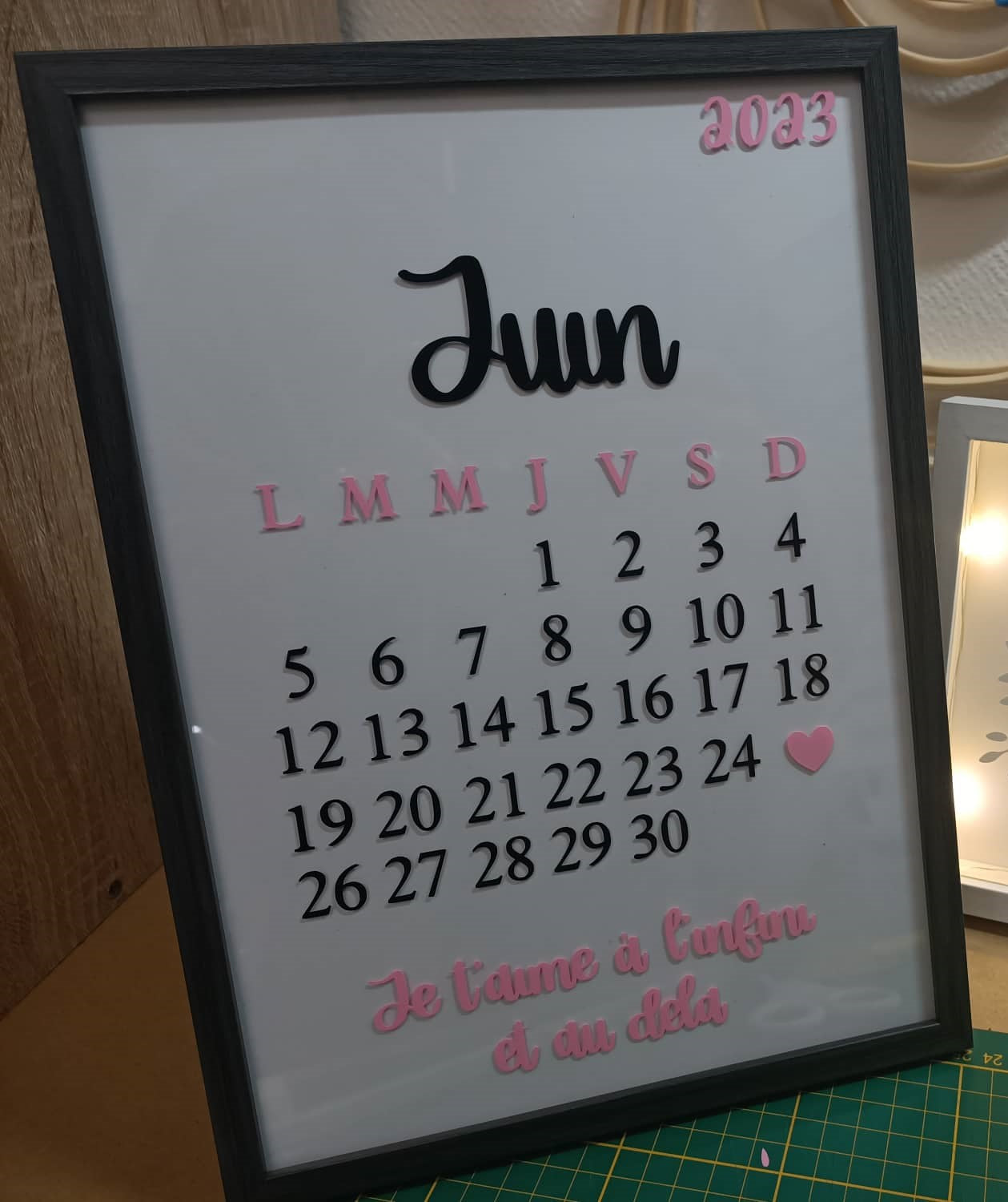 Cadre calendrier personnalisé – Date spéciale, anniversaire ou rencontre