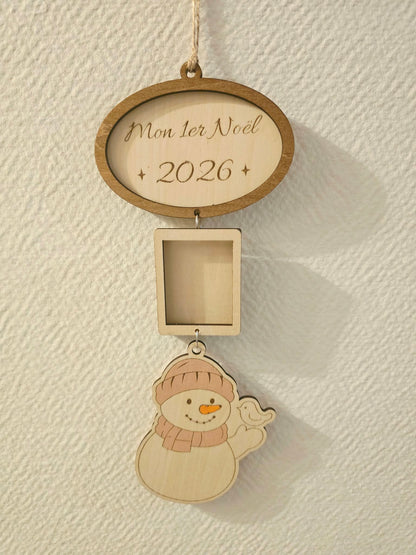 Suspension en bois Mon 1er Noël 2026 avec cadre photo et motif bonhomme de neige