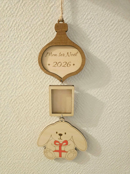 Suspension en bois Mon 1er Noël 2026 avec cadre photo et motif lapin