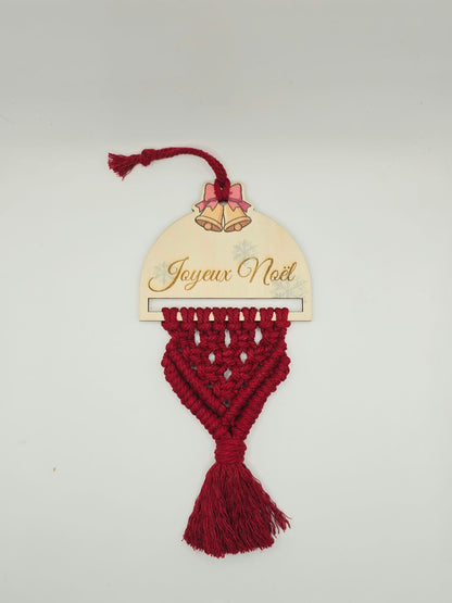 Suspension de Noël en bois et macramé rouge - Ama’Créa